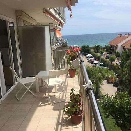 Ferienwohnung Precioso Apartamento En La Playa Barcelona Cabrera de Mar Exterior foto